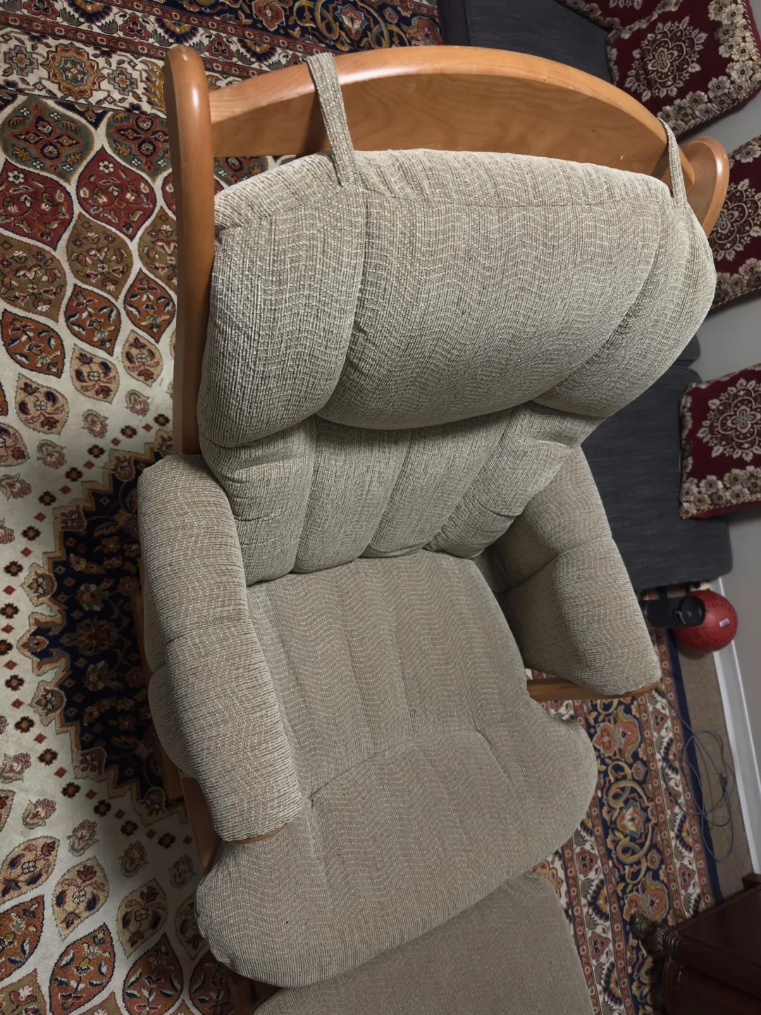 Glider Rocking Chair with Ottoman image indicator(2)