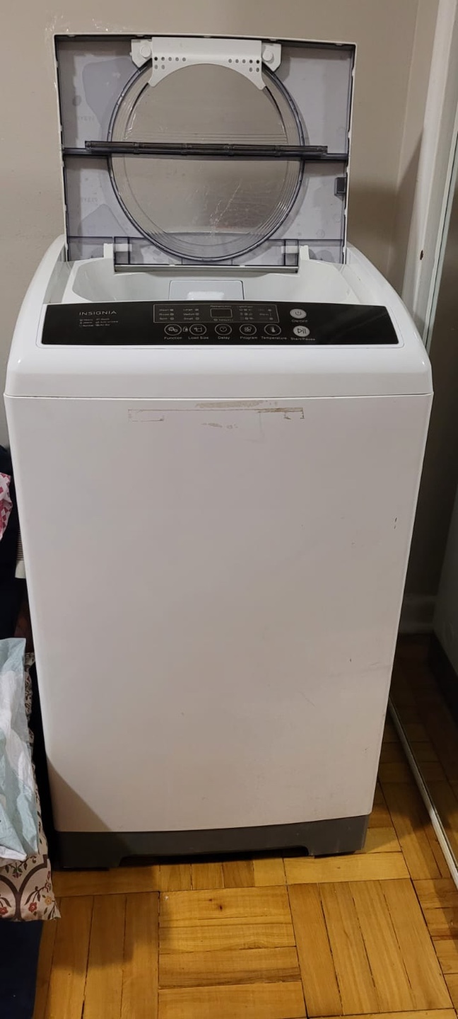 Insignia Portable Washing Machine - photo 2