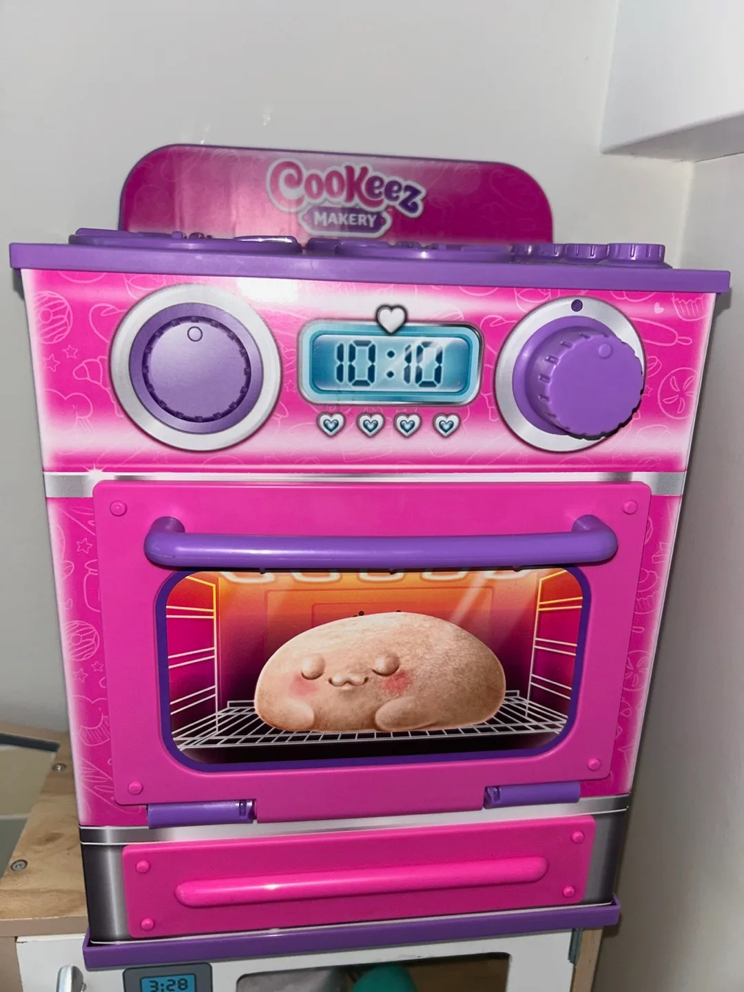 Cookeez Makery Oven Toy thumbnail