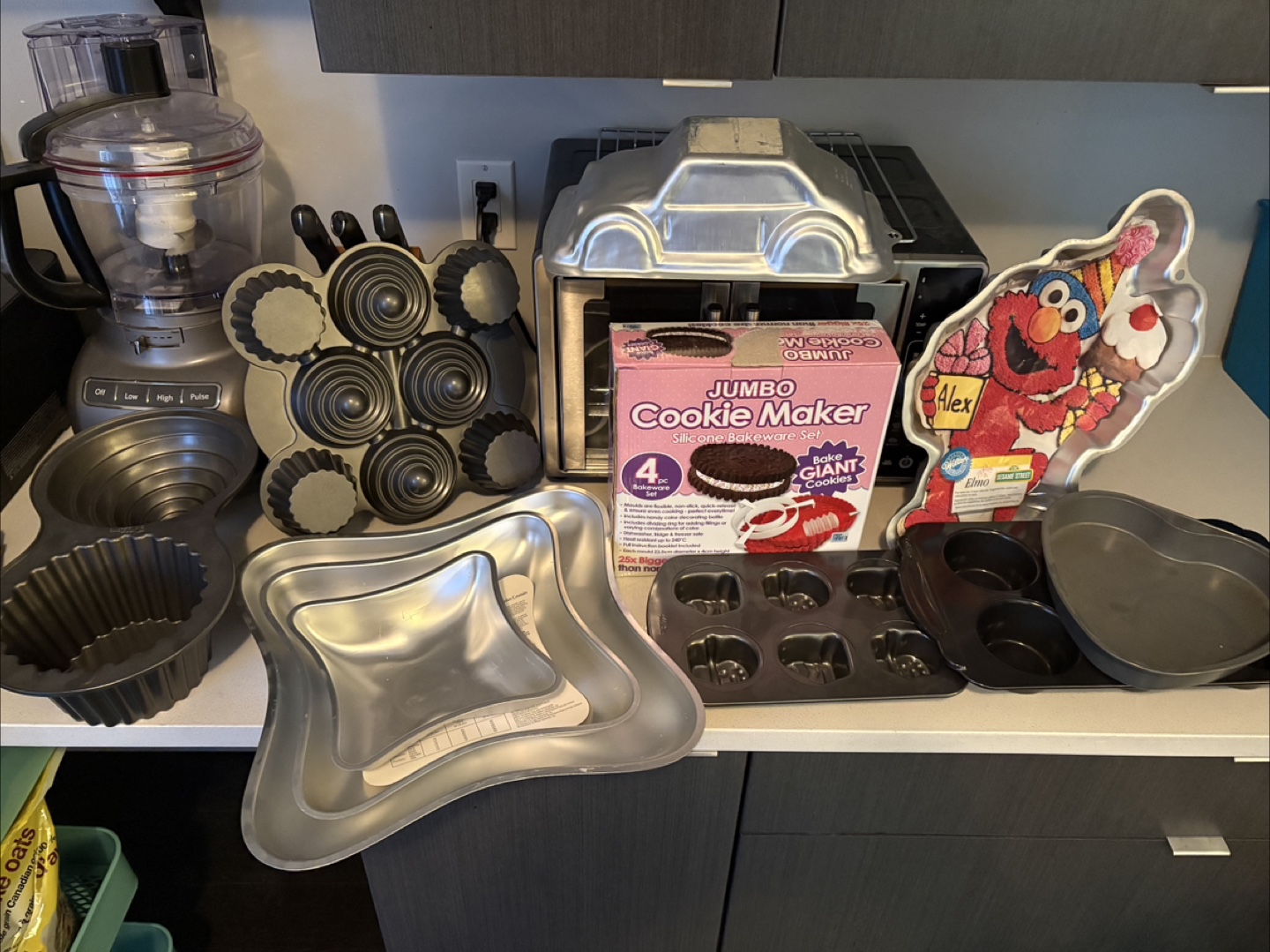 Baking Pans & Molds - Various Shapes & Sizes