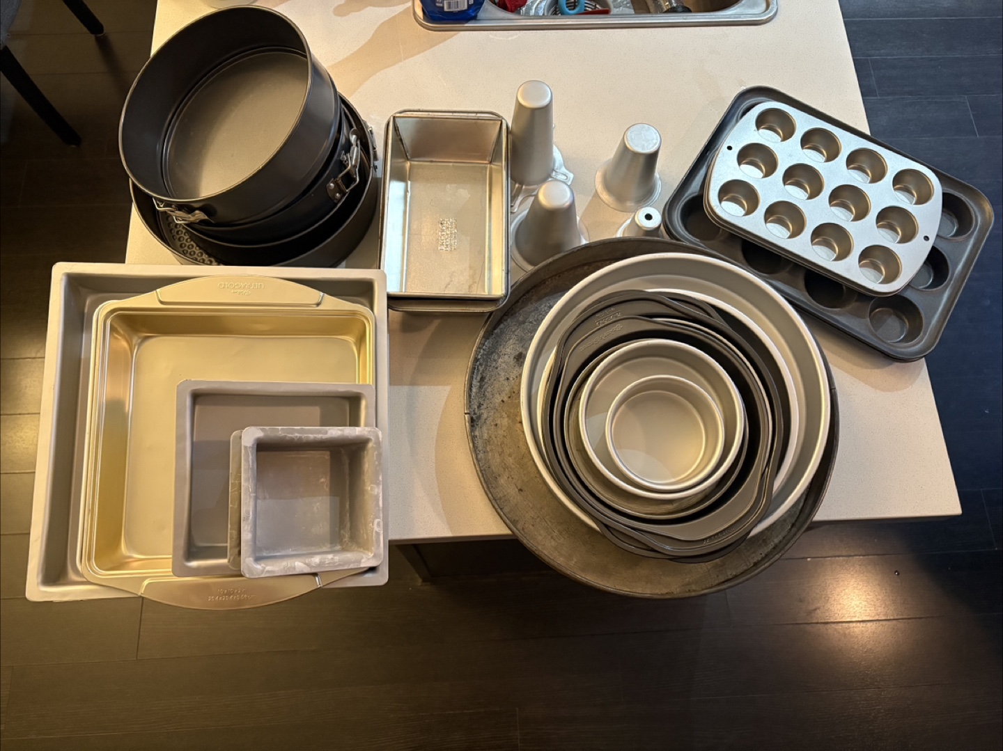 Baking Pans & Molds - Various Shapes & Sizes - photo 2