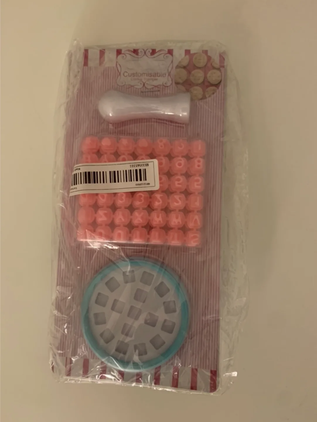 Brand New! Customisable Cookie Stamper Set #freecycle thumbnail