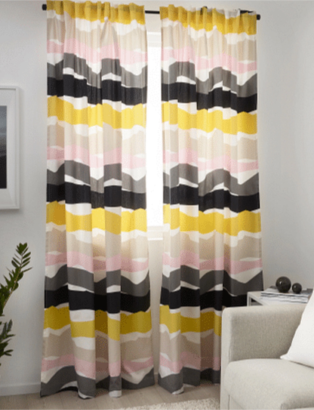 Patterned Curtains (2 Pairs)