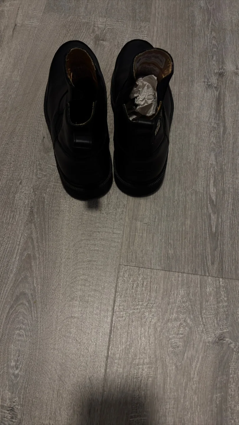 Dakota Black Leather Chelsea Boots image indicator(2)