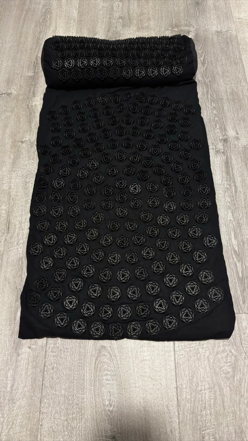 Acupressure Mat for Relaxation thumbnail