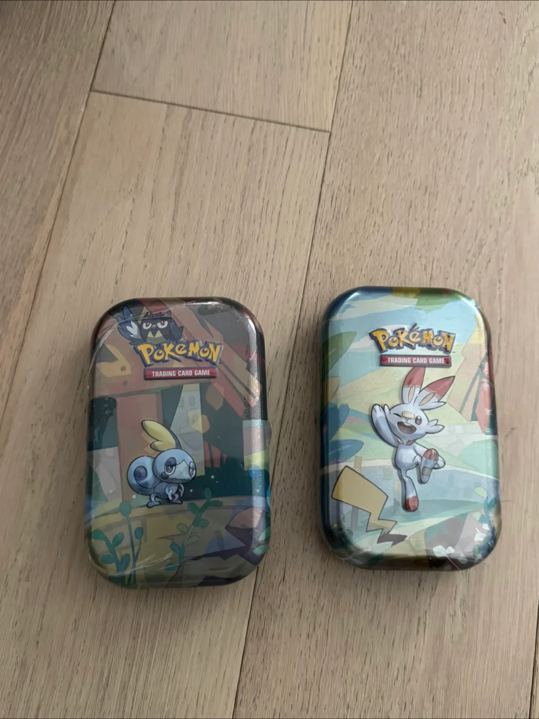 Pokémon Galar Pals Mini Tins Sobble & Scorbunny Artwork-Sealed thumbnail