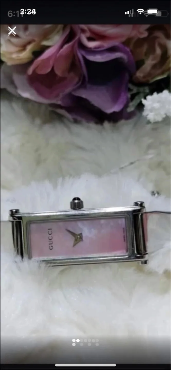 Gucci Watch thumbnail