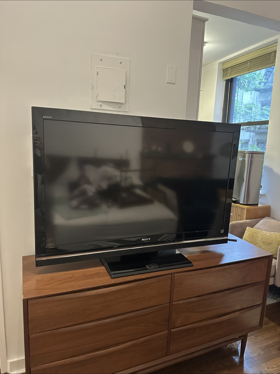 Sony Bravia LCD Digital Color TV