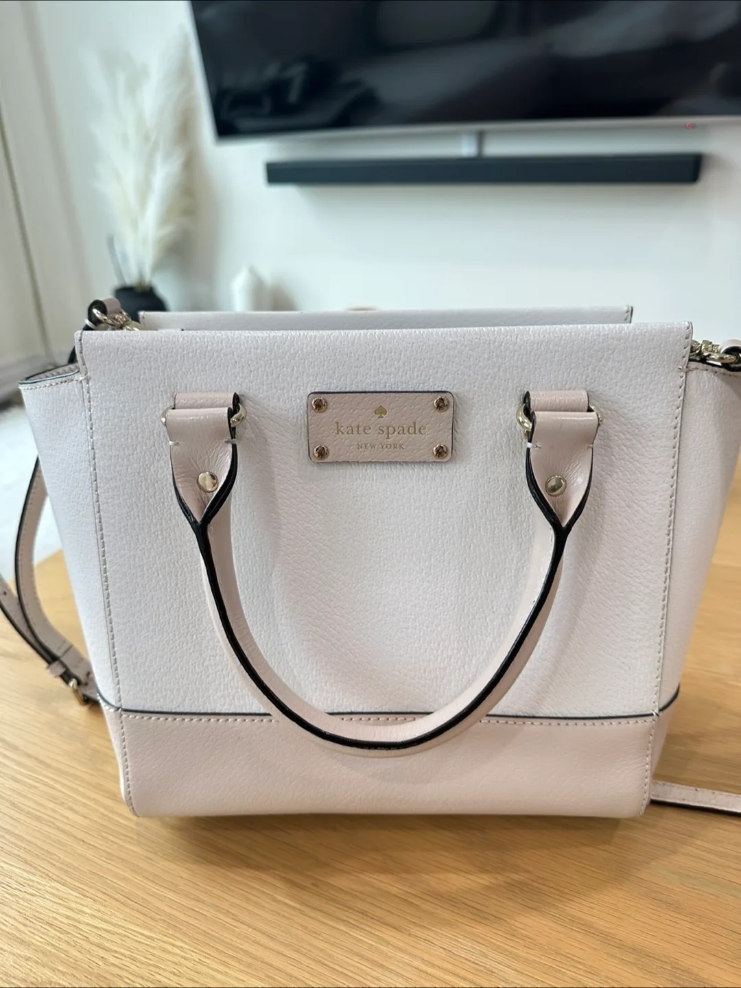 Kate Spade Satchel Purse thumbnail