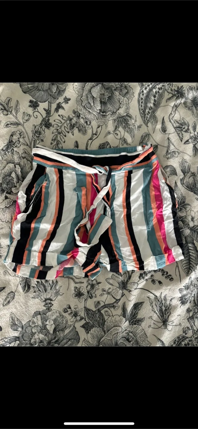 Striped Shorts - Size XS thumbnail