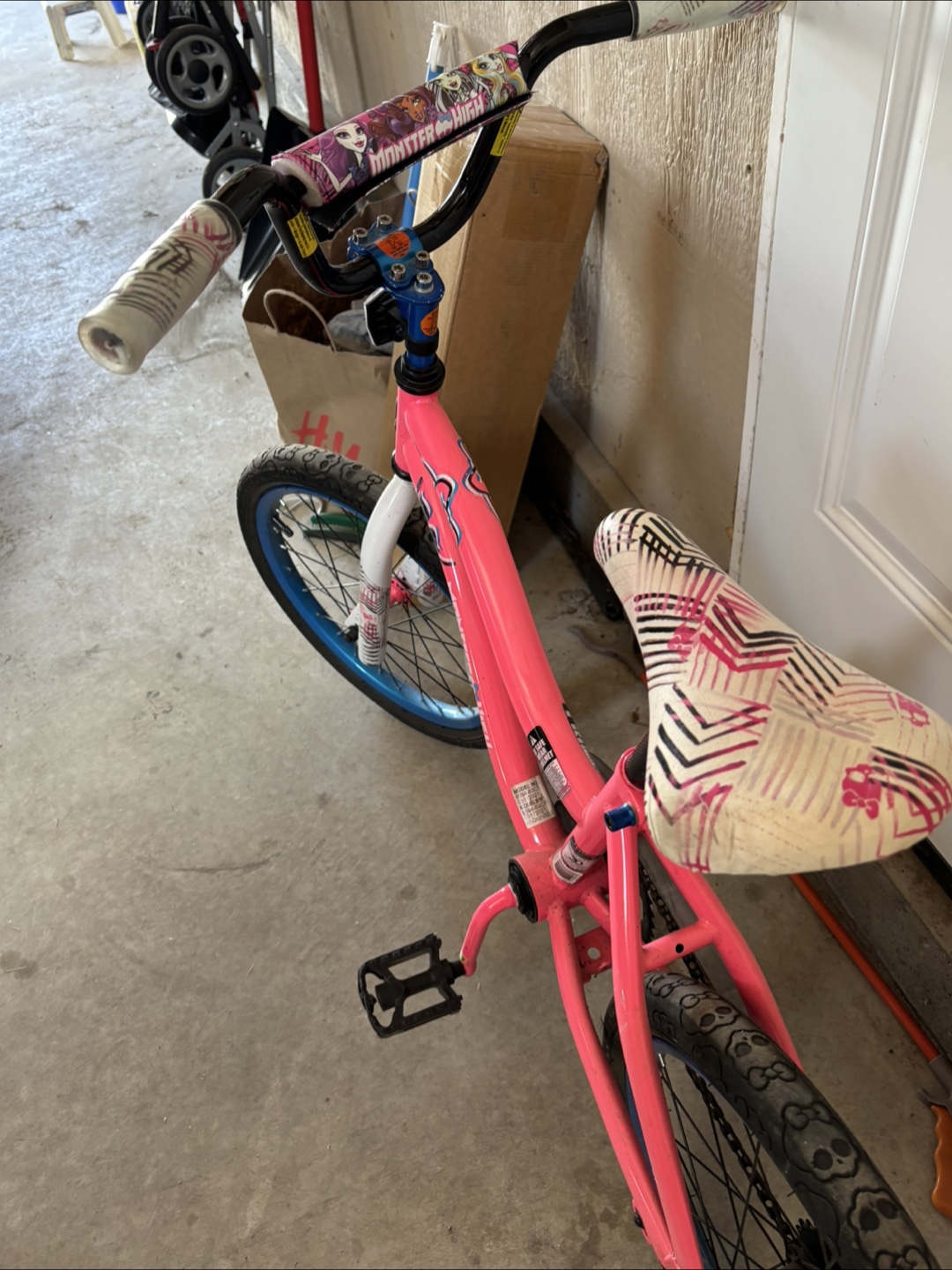 Monster High Girls' Bike - Pink & Blue - photo 3