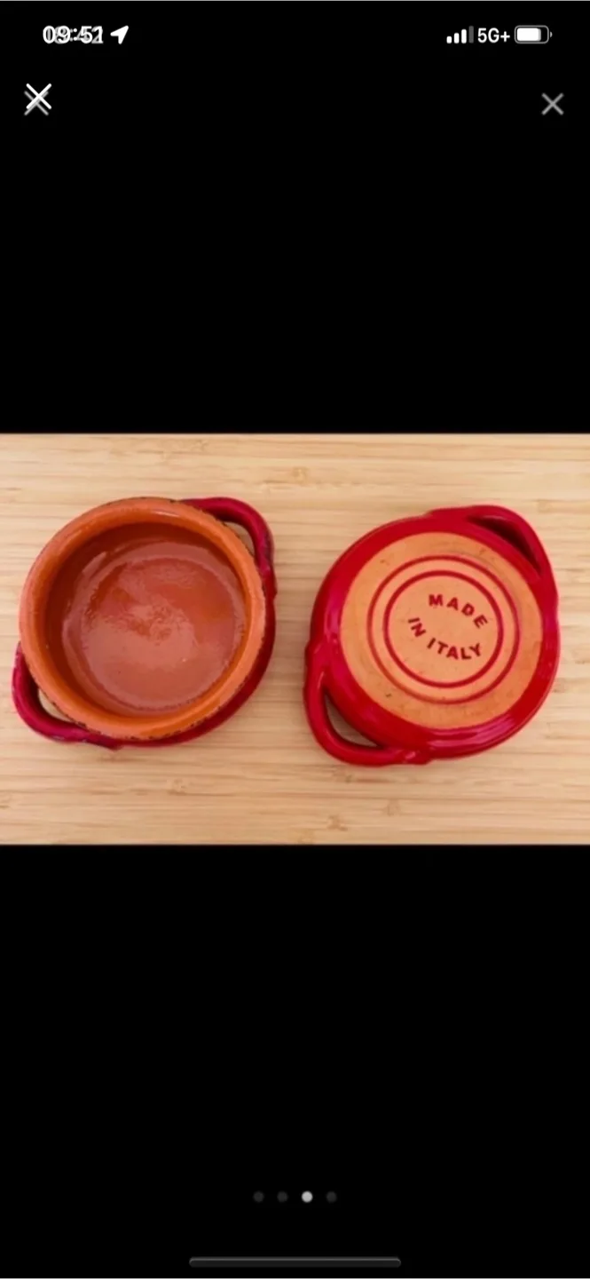 Italian pottery bowls image indicator(2)