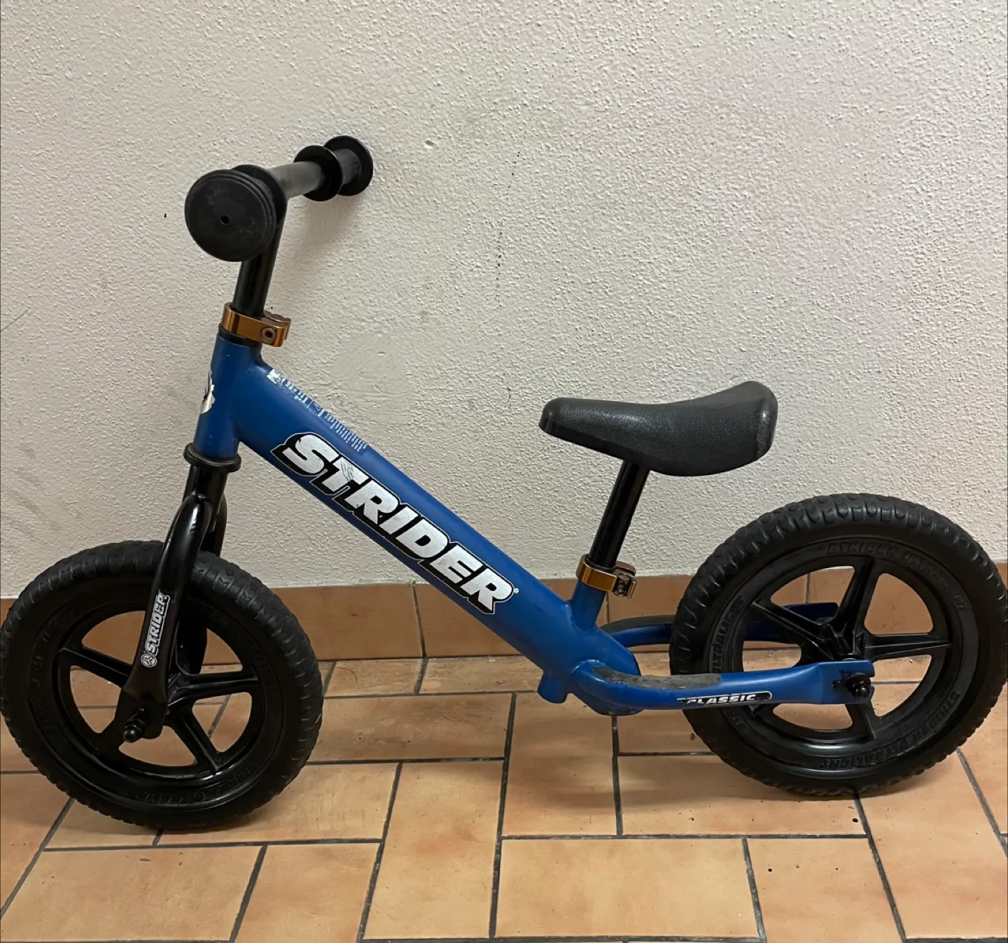Strider Classic Balance Bike - Blue thumbnail