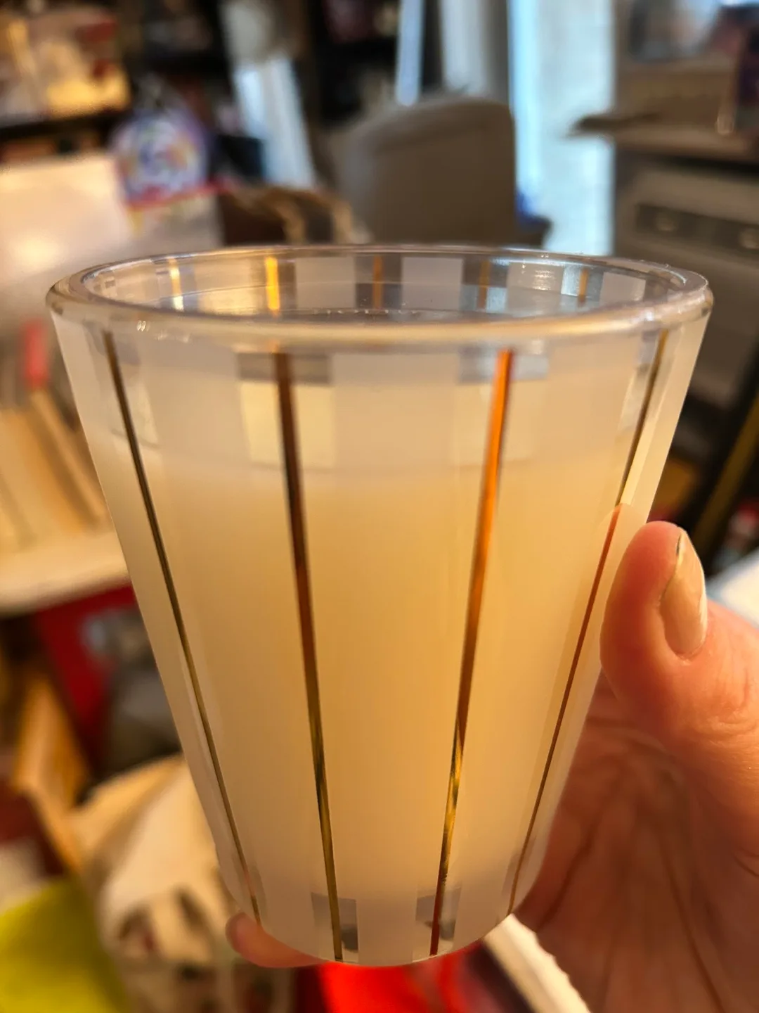 NEST Fragrances Holiday Scented Candle image indicator(3)