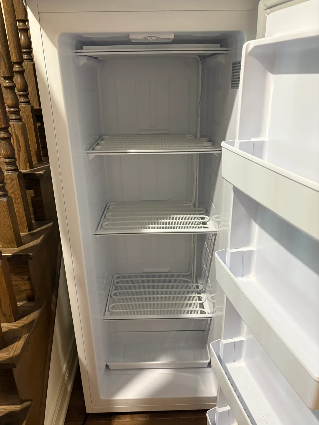 Danby Premiere Upright Freezer - White image indicator(3)