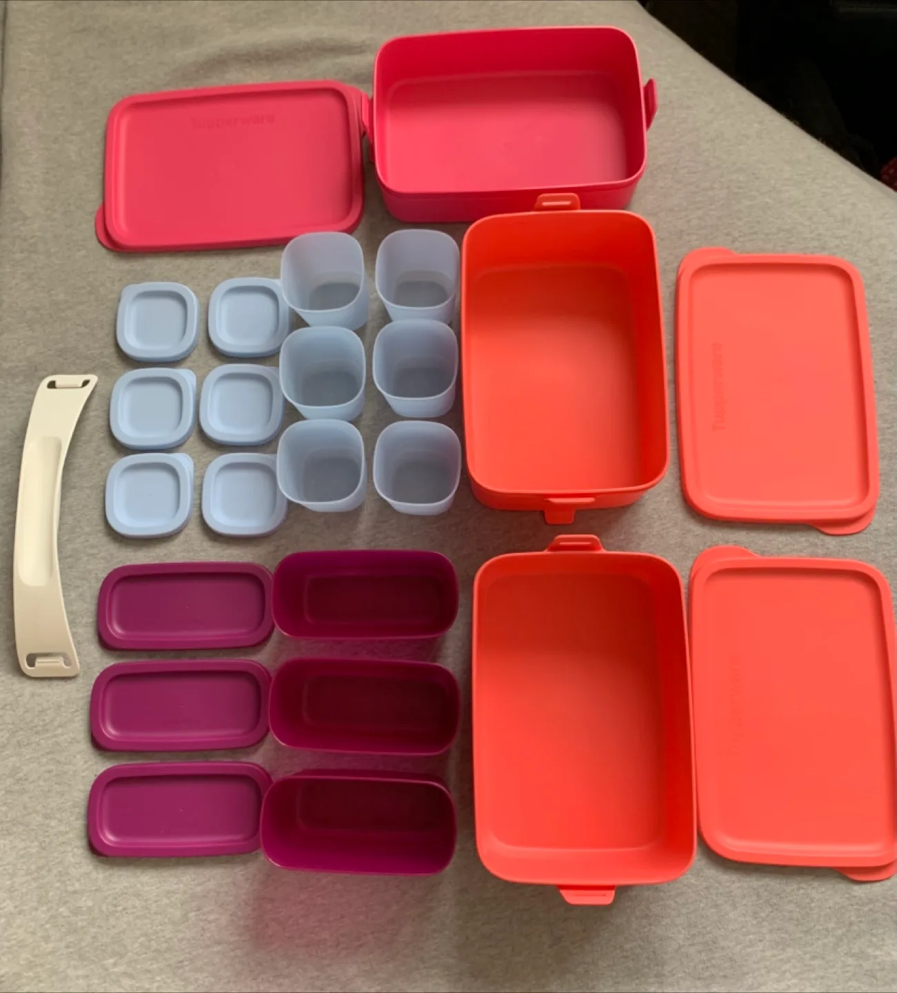 Tupperware Tiffin Style Lunch Box Set - Brand New Never Used image indicator(3)