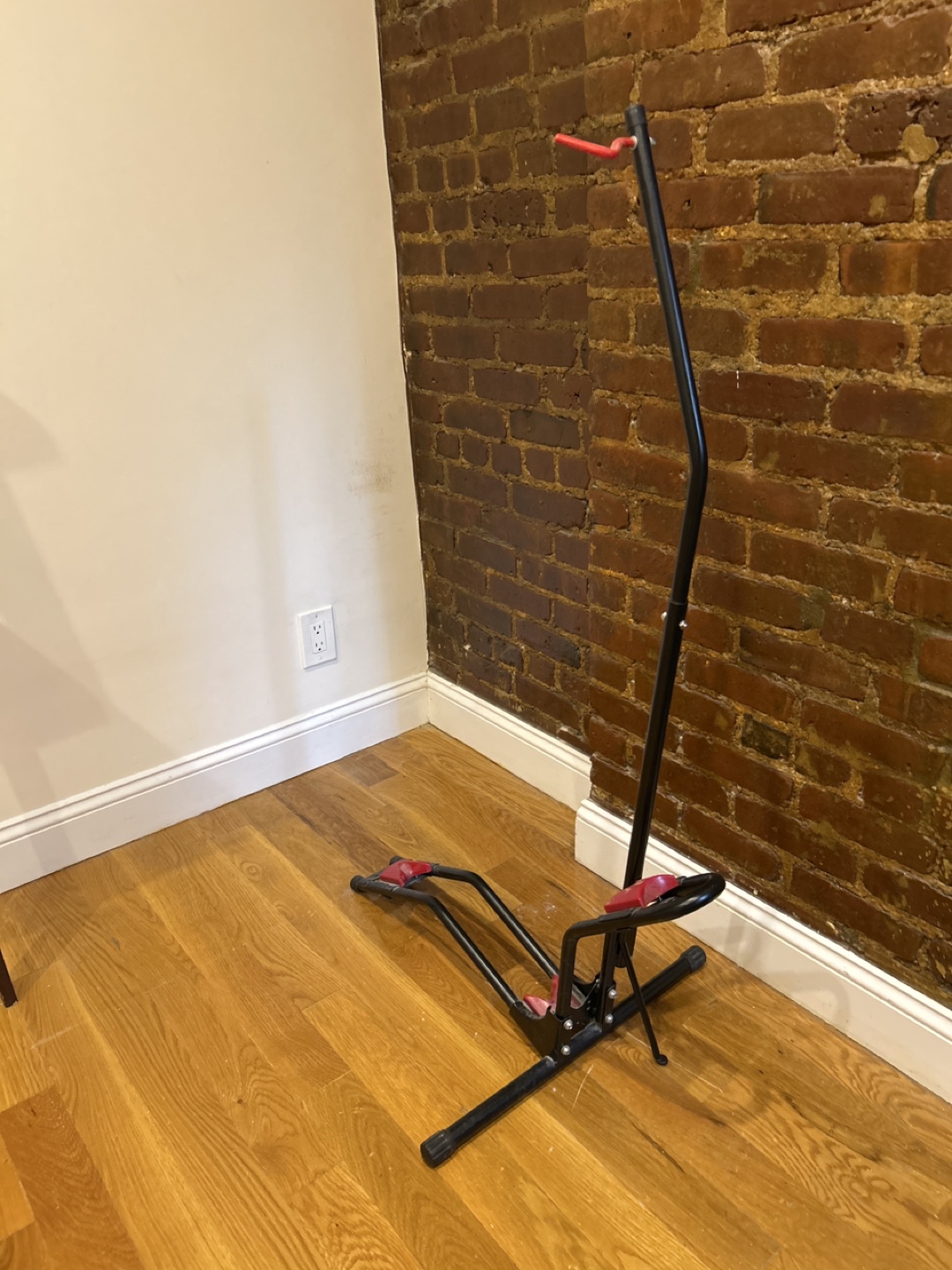 Vertical bike stand - photo 2