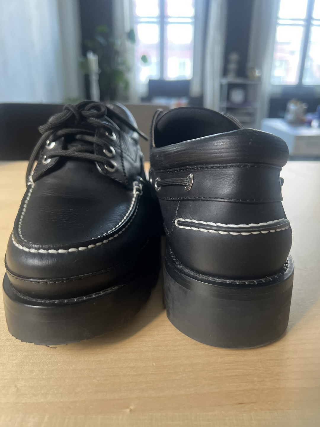 Louis Vuitton Black Leather Boat Shoes - photo 3