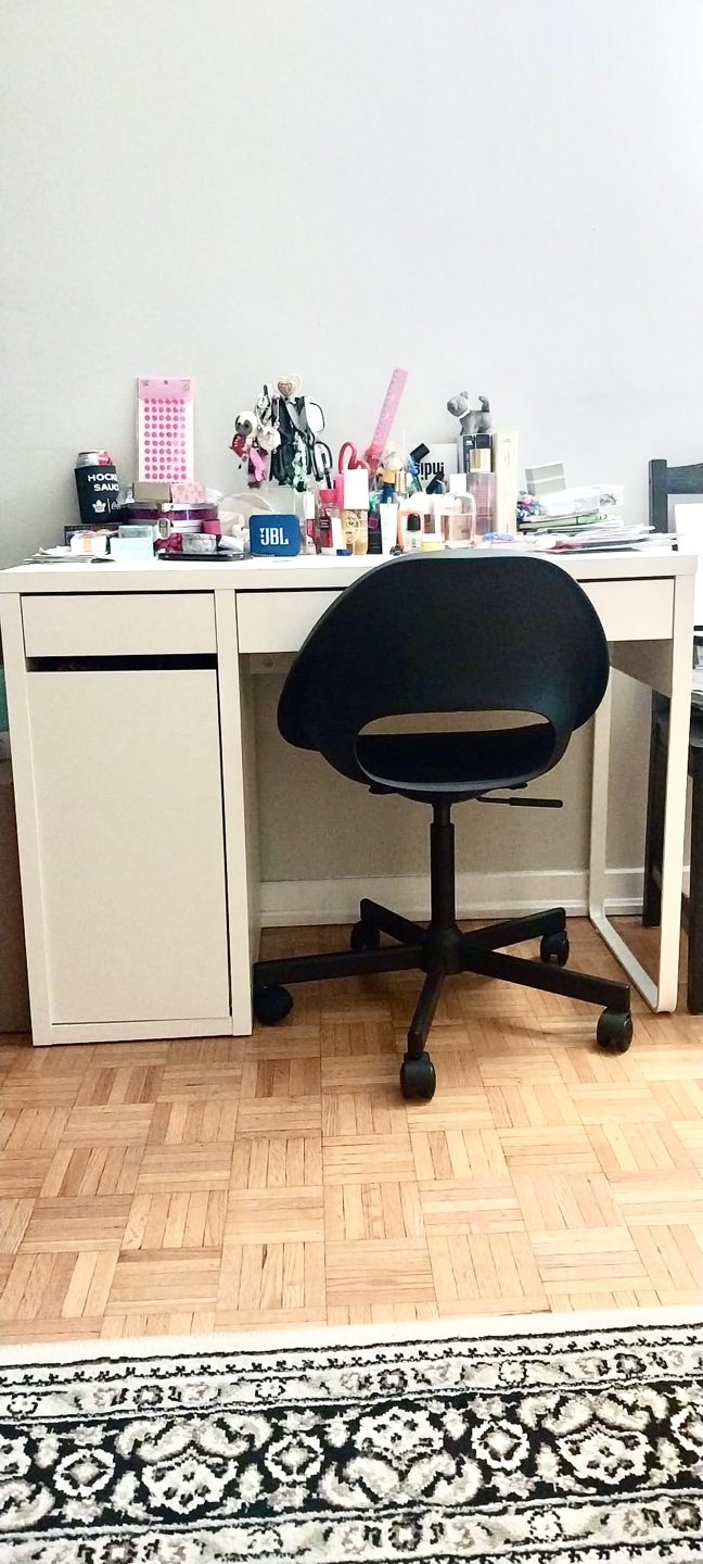 IKEA’S best seller, MICKE Desk and chair, No scratch or stain - photo 3