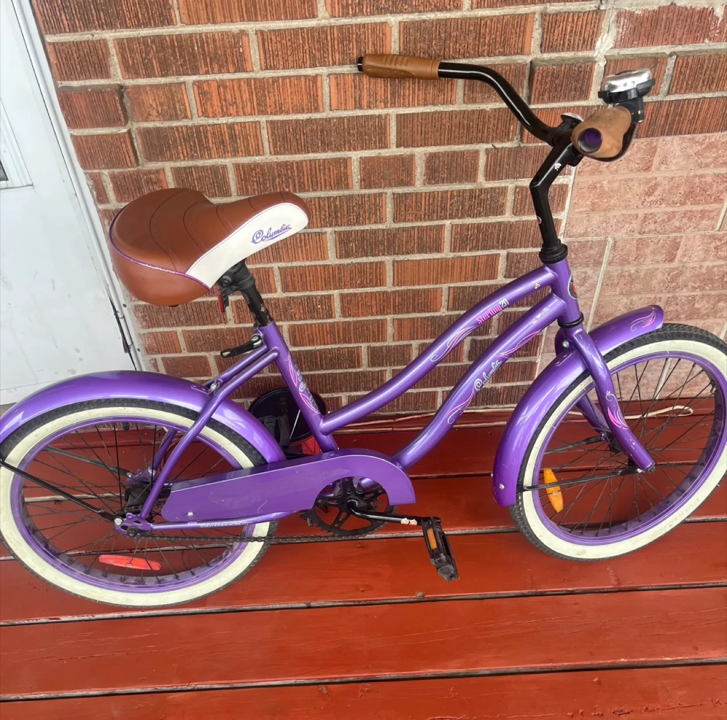 Columbia Sterling Purple Cruiser Bike