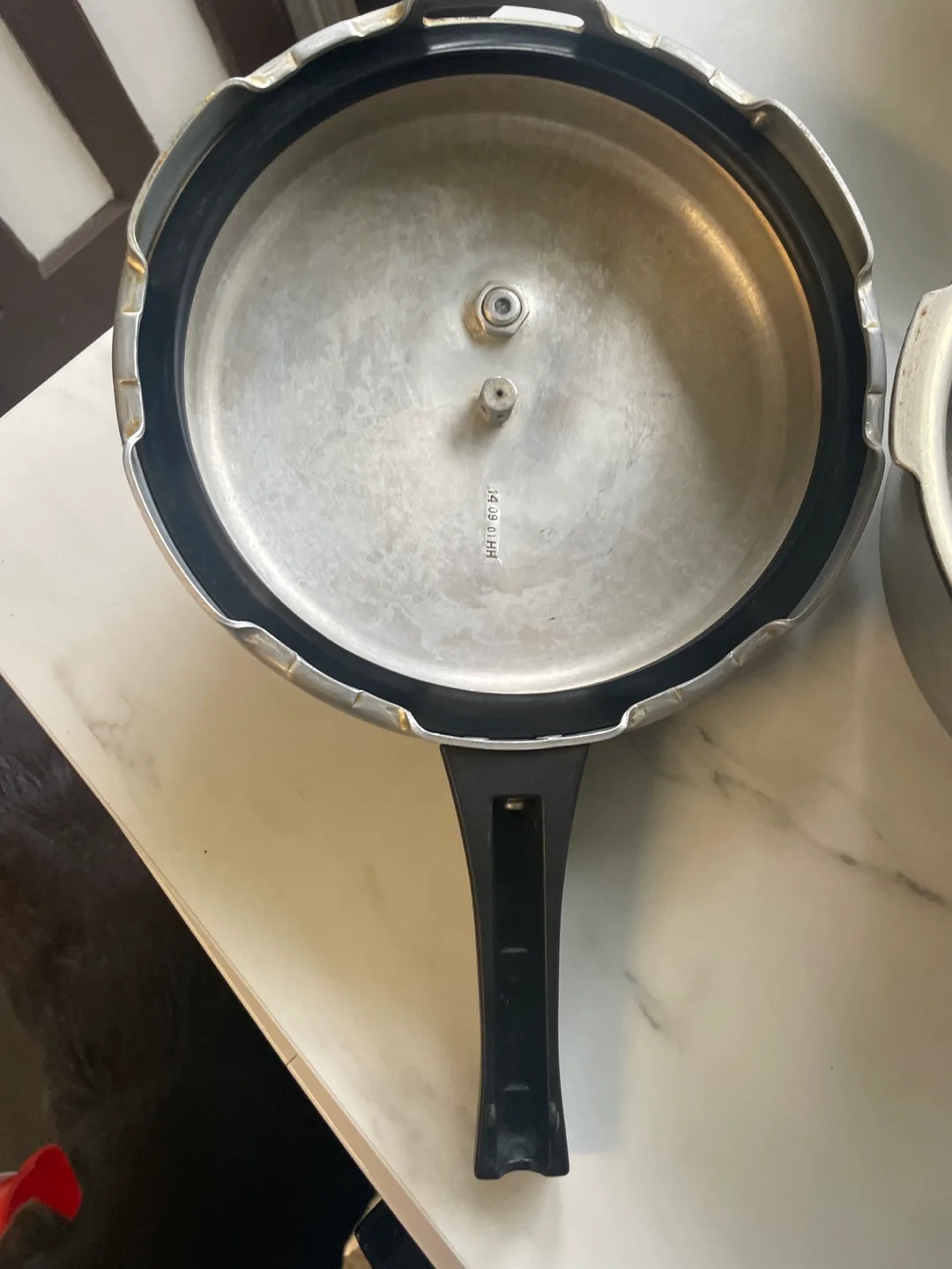 Prestige Pressure Cooker #freecycle image indicator(4)