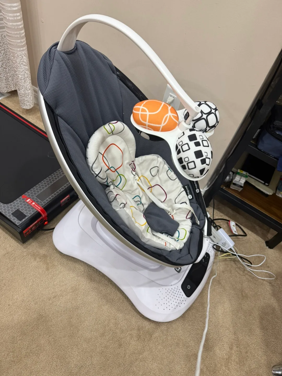 4moms MamaRoo Baby Swing thumbnail