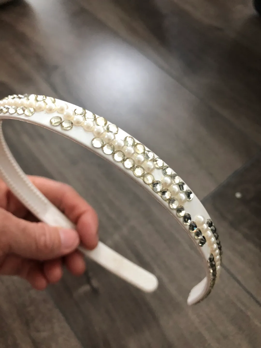 #freecycle Pearl & Rhinestone Headband (read description) image indicator(3)