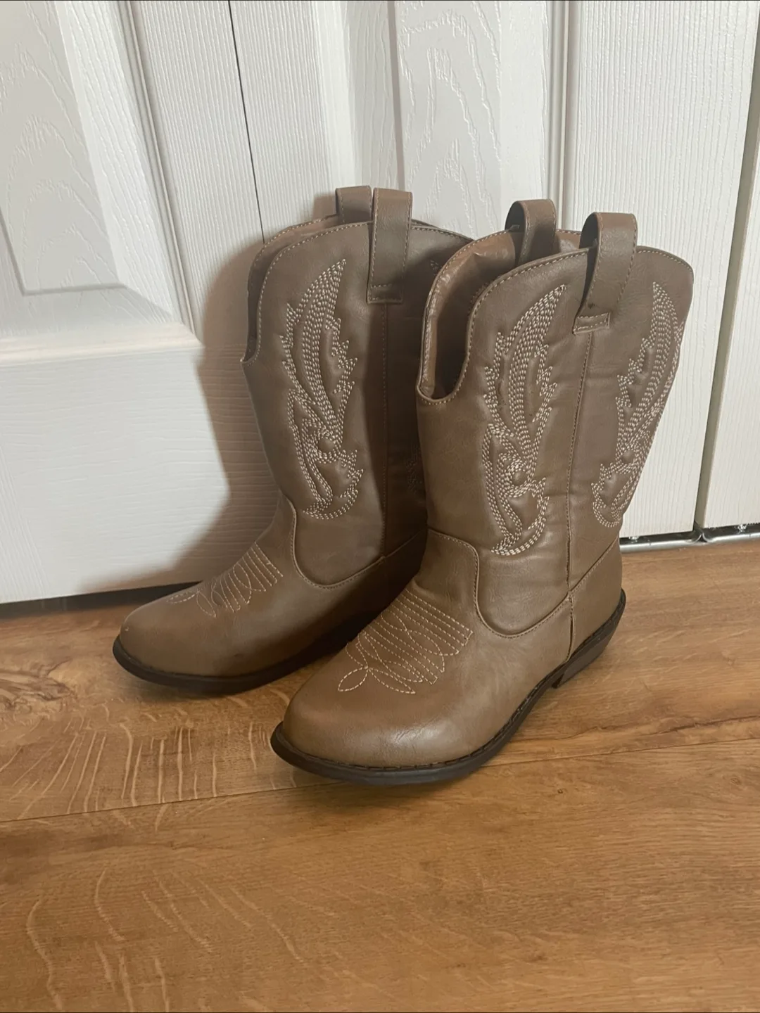 Cowboy Boots - Size 6 thumbnail