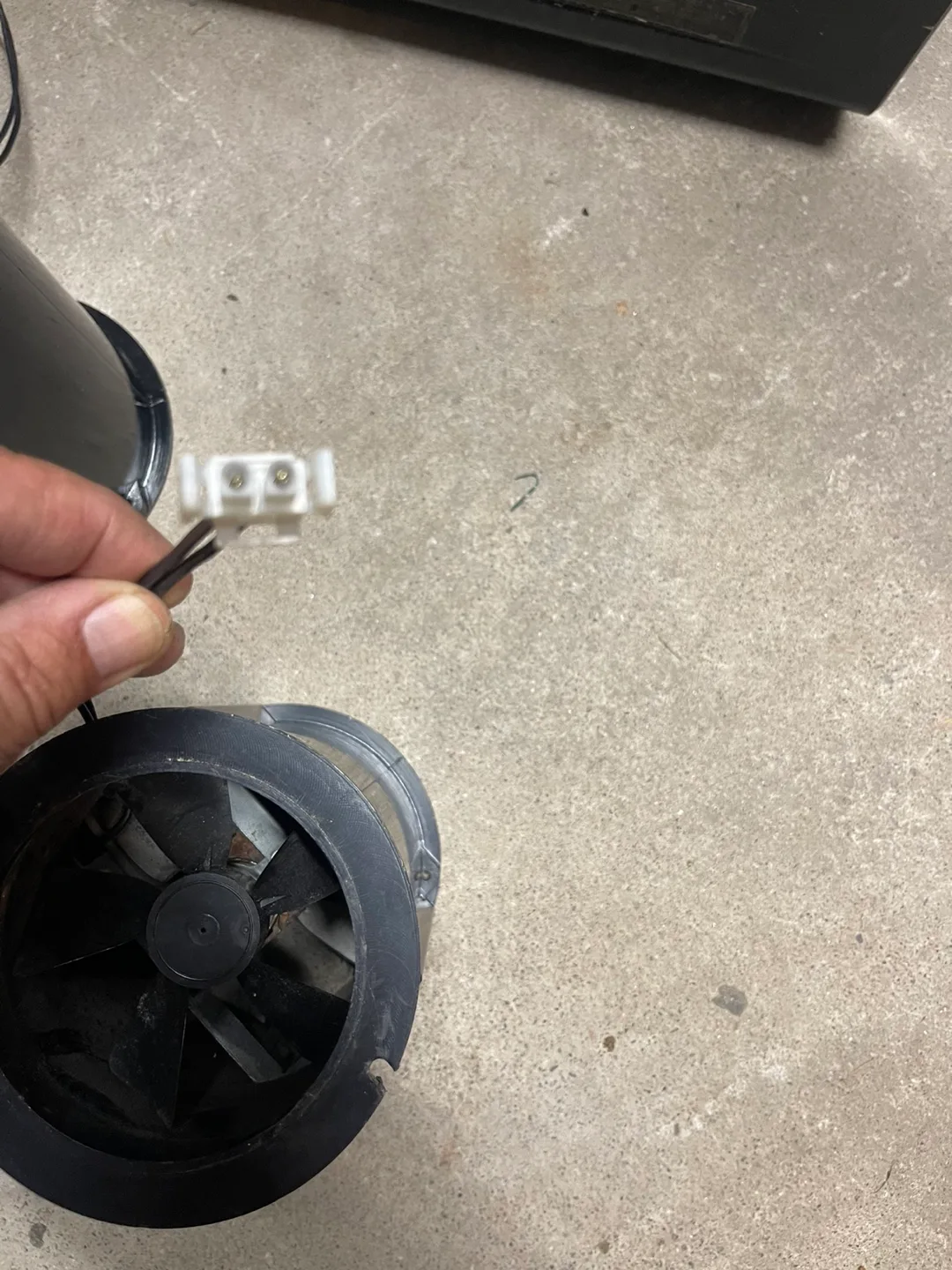 Used Black Fans - Set of Two image indicator(4)