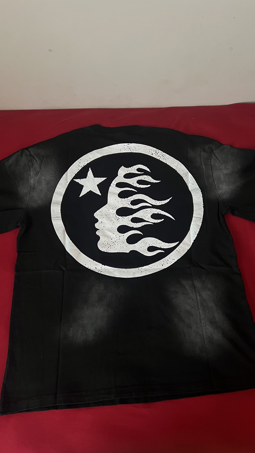 HELLSTAR Graphic T-Shirt - Size M - photo 3