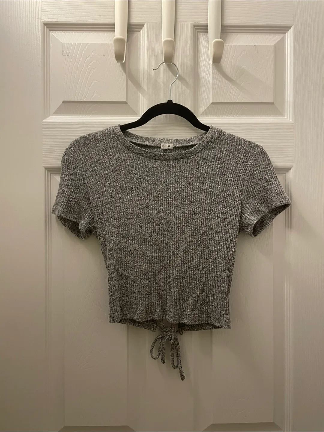 Size Large Tops thumbnail