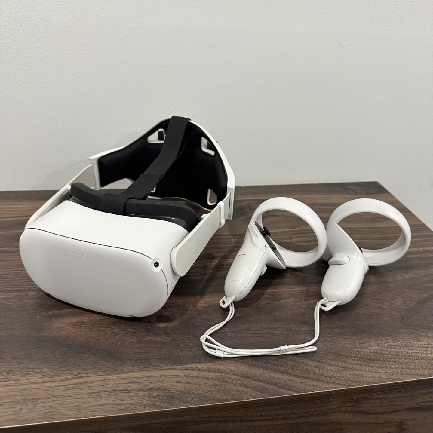 Oculus Quest 2 (with a comfortable strap🔥) - photo 2