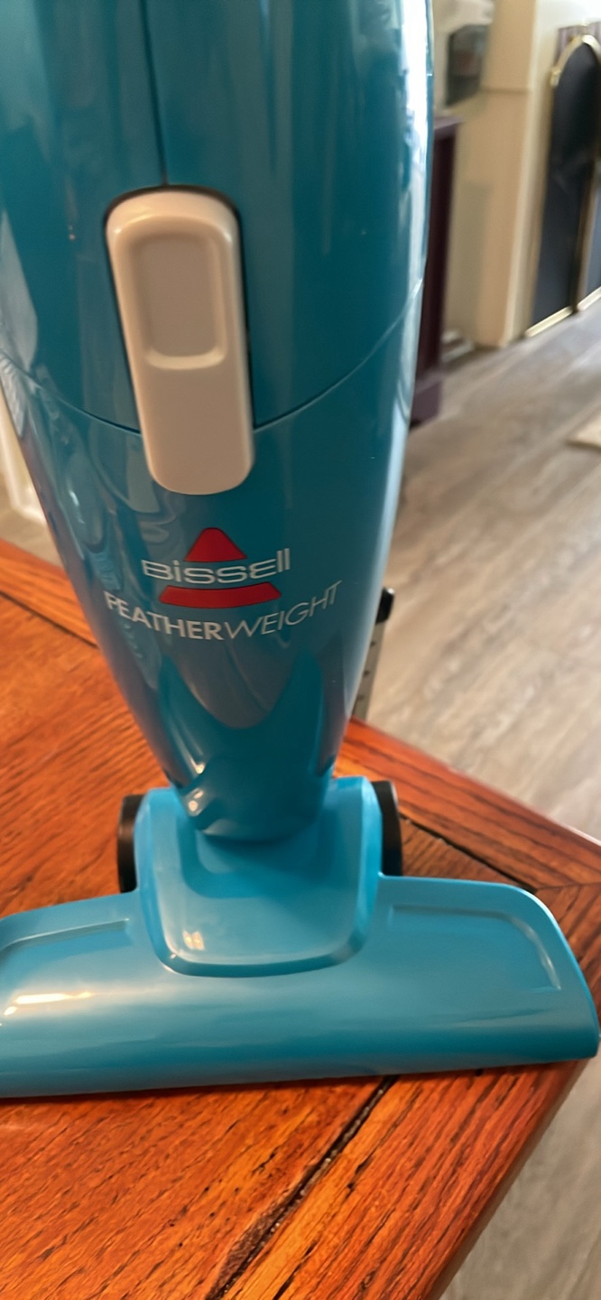 Bissell FeatherWeight Stick Lightweight Bagless Vacuum