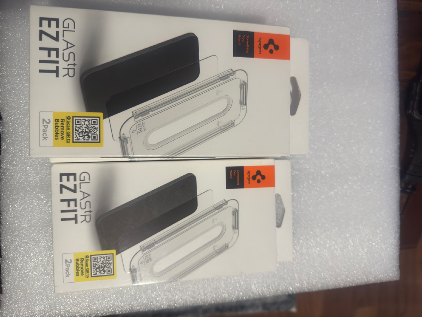 New Spigen Glas.tR EZ FIT Screen Protector 2-Pack