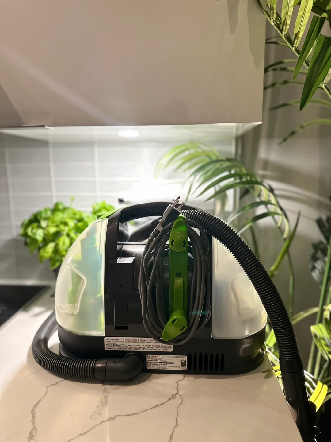 Bissell Little Green Portable Spot and Stain Cleaner image indicator(3)