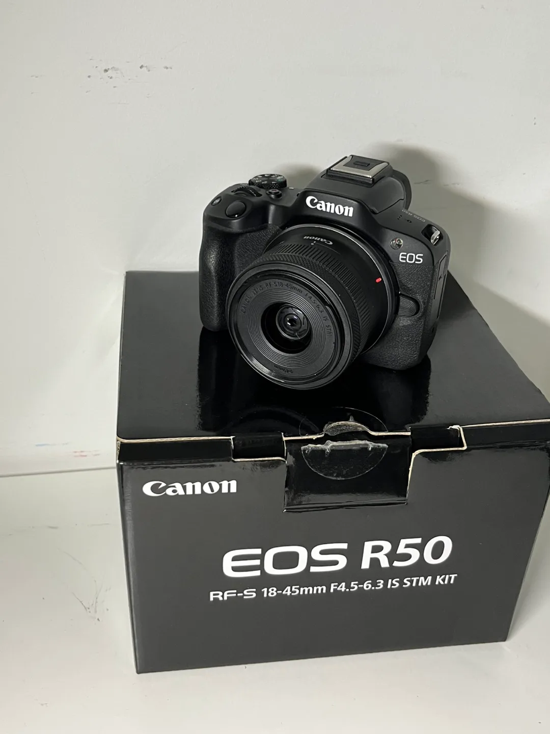 Canon EOS R50 with Kit lens- Open Box image indicator(2)