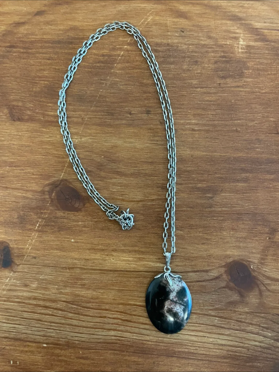 Free vintage aubergine pendant thumbnail