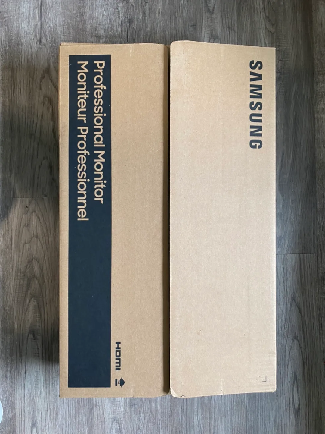 Samsung Professional Monitor - Like New in Box image indicator(3)
