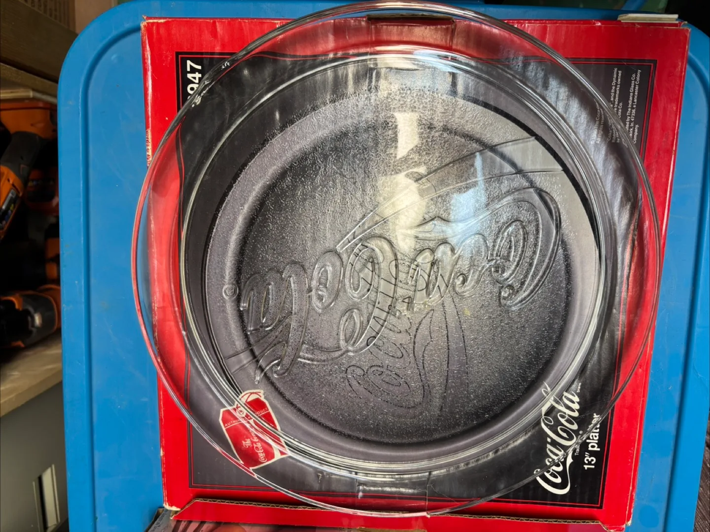 Coca-Cola 13" Platter in Box image indicator(2)