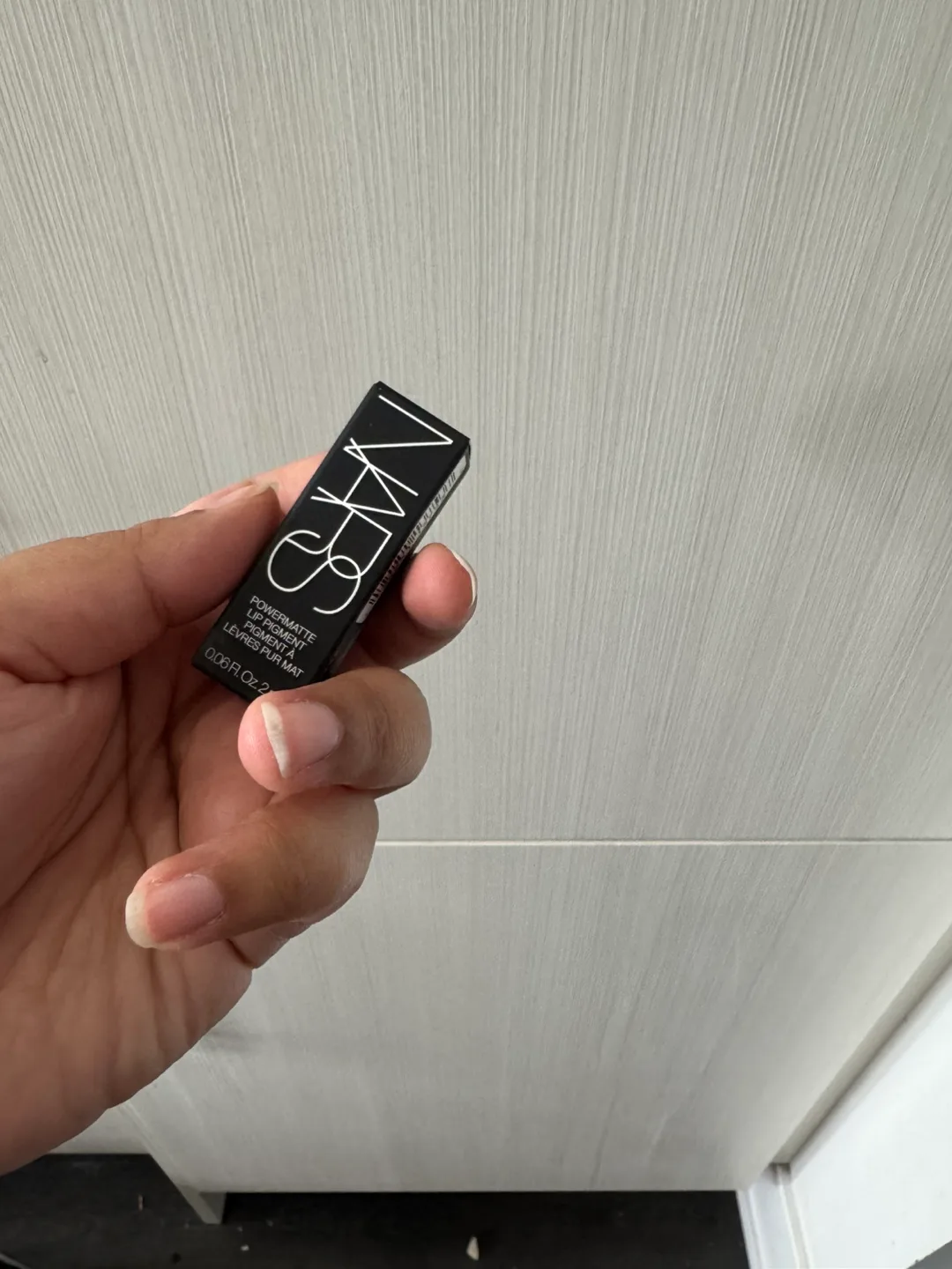 NARS Powermatte Lip Pigment - American Woman image indicator(2)