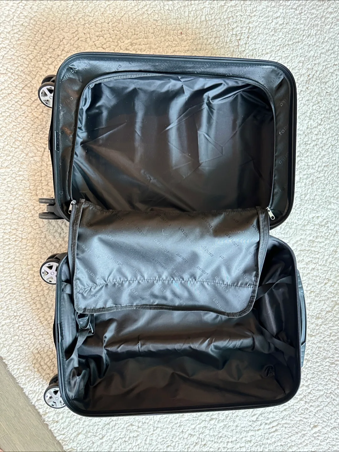 Fabrika Carry-On Luggage - Grey image indicator(5)