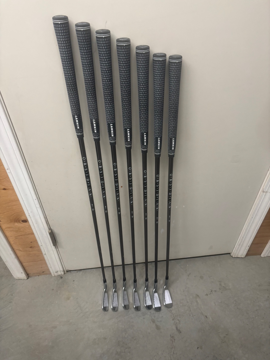Takomo Golf Obsidian 115G S Iron Set