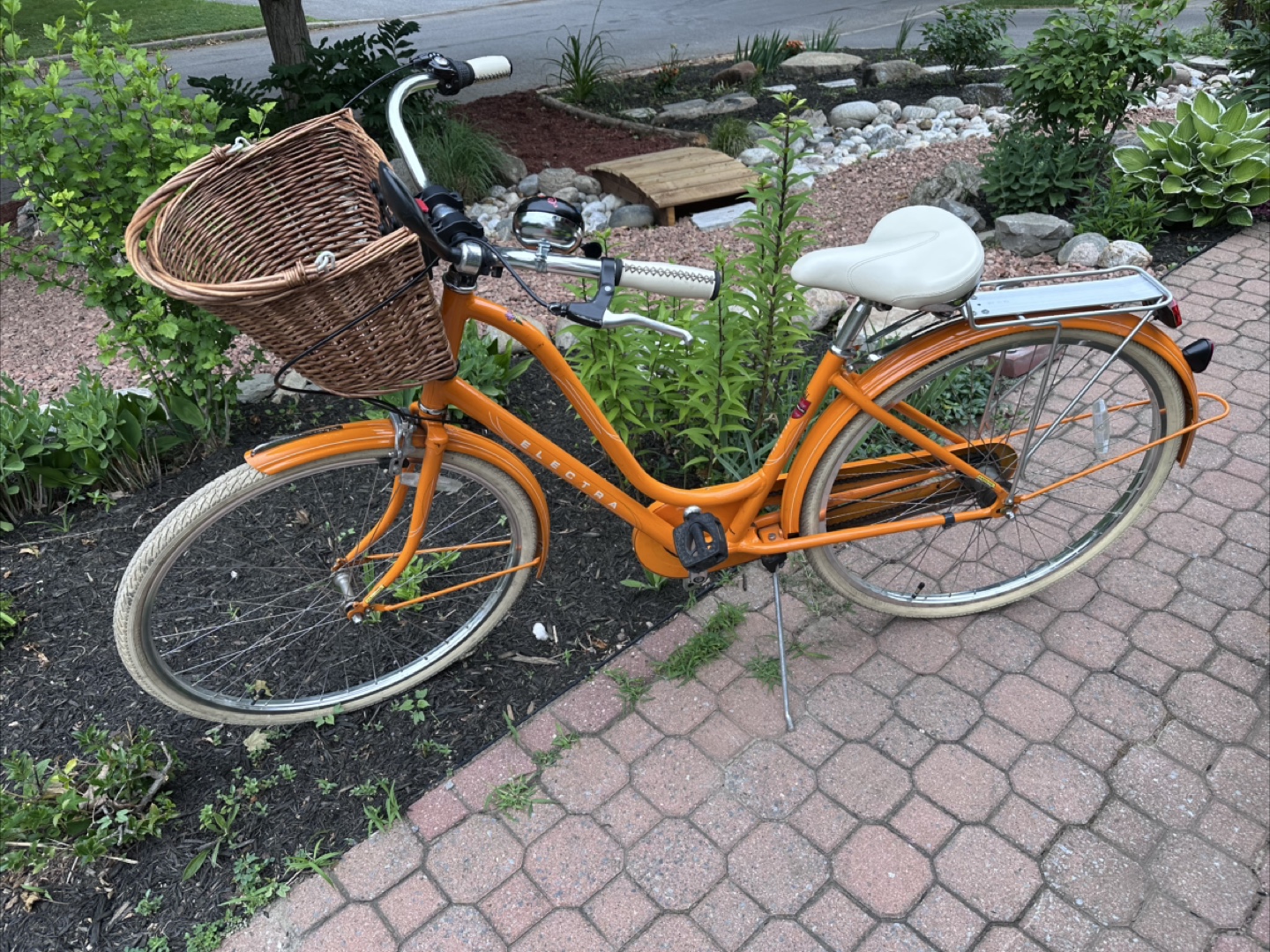 Electra Amsterdam Comfort Bike - Orange