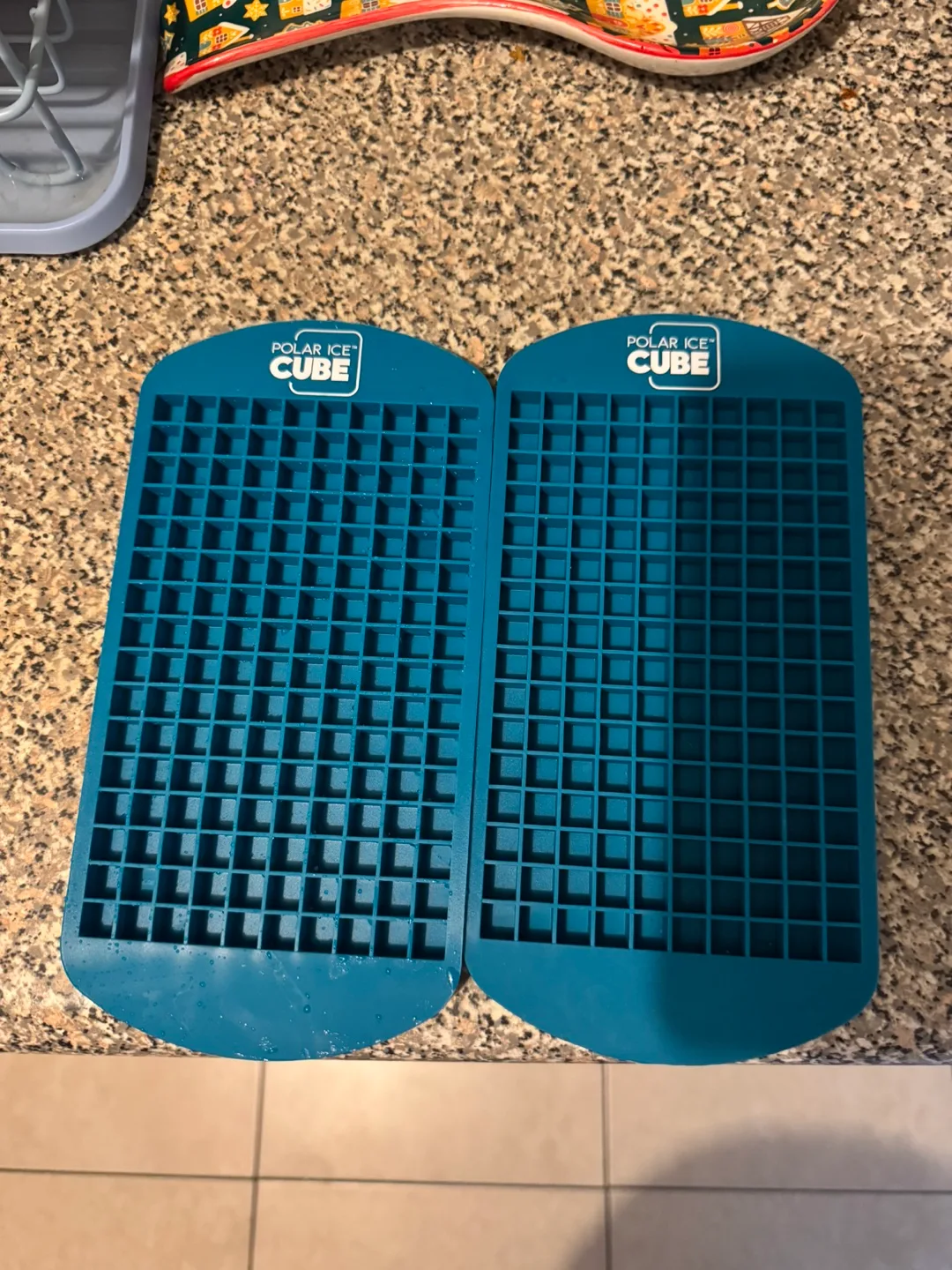 Polar Ice Cube Trays - Set of 2 #freecycle thumbnail