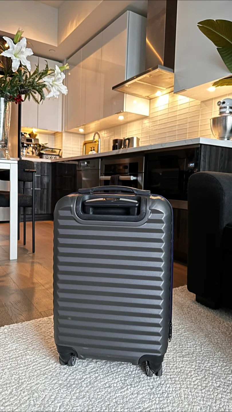 Stonebag Luggage Carry-on Suitcase image indicator(2)