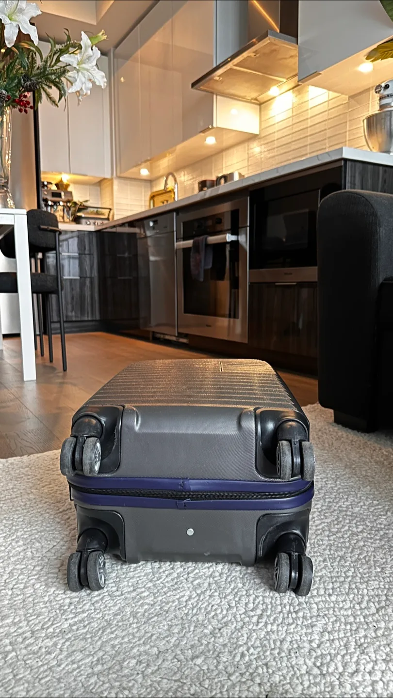 Stonebag Luggage Carry-on Suitcase image indicator(3)