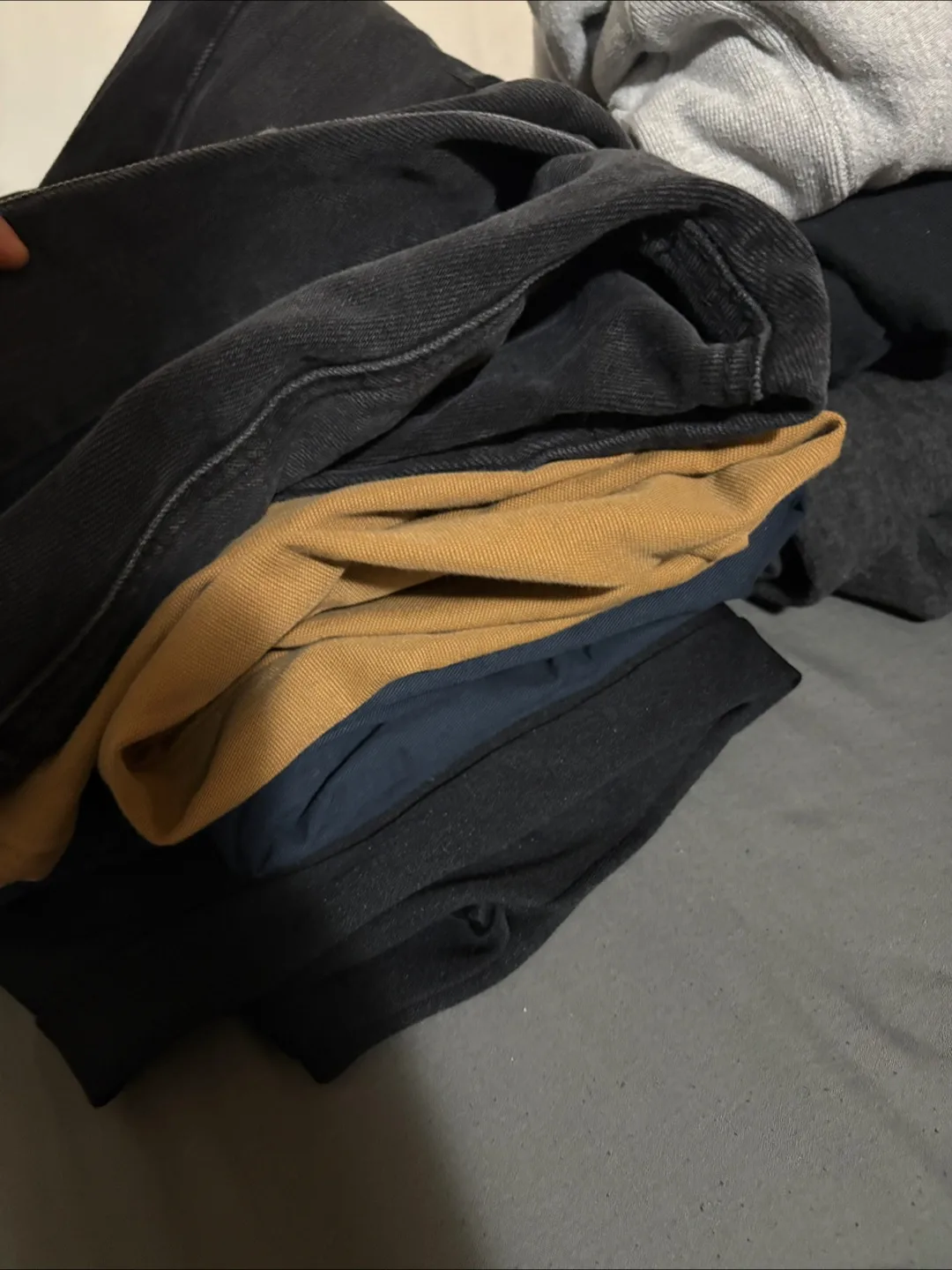 Men’s clothing lot image indicator(2)