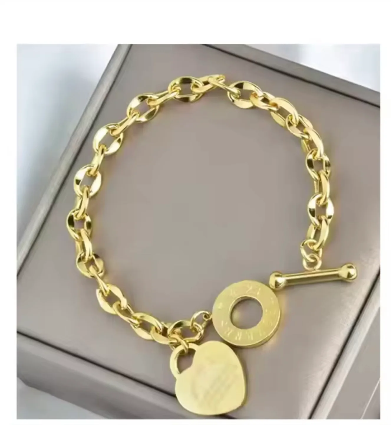 Heart Tag Toggle Bracelet image indicator(2)