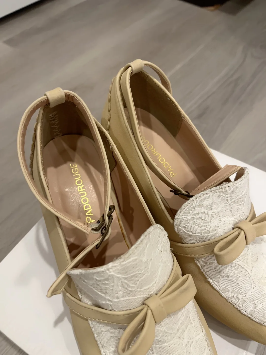 PADOUROUGE Beige Heels - Size 5 image indicator(2)