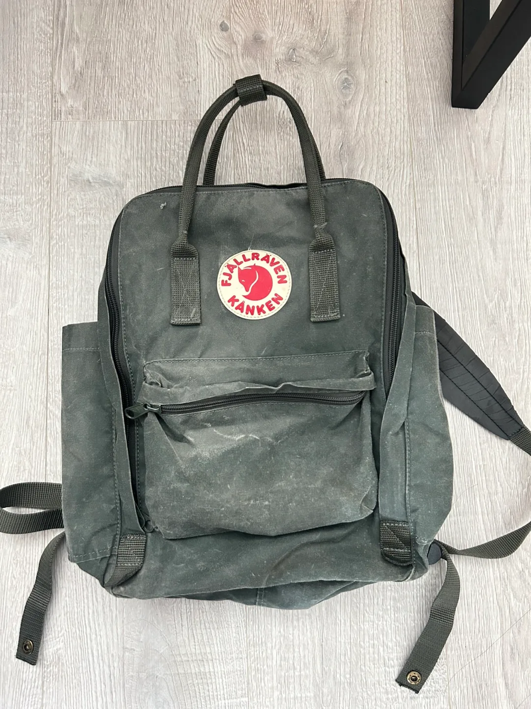 Fjallraven Kanken Backpack - Green thumbnail